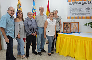 Vicente Iborra Gil, vocal; Soledad Jarama de Iborra, Felipe Sáez Sanfélix, presidente; Benjamín Castelló Vega, vocal; María Dolores Salavert Palomero, tesorera; y Mercedes Hernández Hernández, vicepresidenta primera de Asoval.