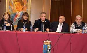 De izda. a dcha.: María Teresa Álvarez, Tina Gutiérrez, Valentín Martínez Otero, José Antonio Olivar y Armando Ramírez.