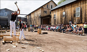 Exhibición de aizkolariak en Connecticut.