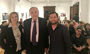 Pilar Falcón, José Ramón Ónega y Rubén Riós, minutos antes de la proyección de Vida e Máis ca vida.