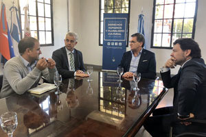 Un momento de la reunión entre Claudio Avruj y Rodríguez Miranda.