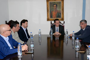 De la Campa y Miranda, durante la reunión con la directiva de Feceve.