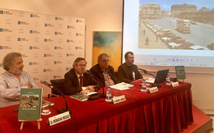 Moncho Rouco, Ramón Jiménez, Ricardo Santos y José Manuel Martín, durante la presentación del libro.