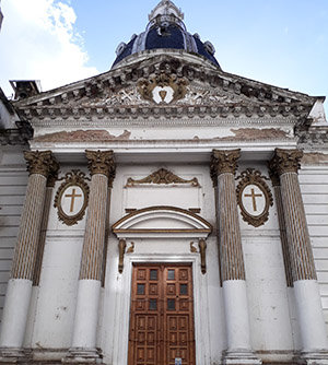 Capilla del Hospital Español de Buenos Aires.