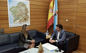 Elvira Domínguez y Rodríguez Miranda, durante la reunión.