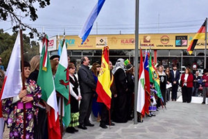 Celebración del Día del Inmigrantes en Puerto Madryn.