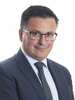 José González Vázquez.
