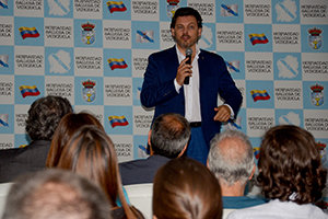Un momento de la intervención de Rodríguez Miranda, en uno de los actos celebrados en la Hermandad Gallega de Venezuela.