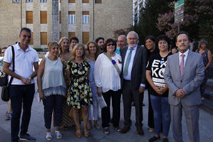 El presdiente, con autoridades locales y regionales, durante la celebración de las fiestas.