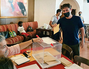 Elecciones al CRE de Abu Dhabi (Dubai) copia