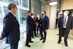 O titular do Goberno galego, Alberto Núñez Feijóo, reúnese co Consejo Empresarial Alianza por Iberoamérica (Ceapi). Edificio Fontán (Cidade da Cultura). 12/1/2022.